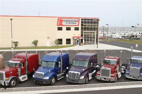 Freightliner Dealers .